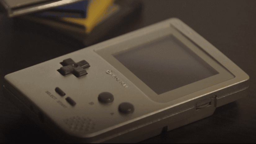 Επανακυκλοφορεί το κλασικό Game Boy!