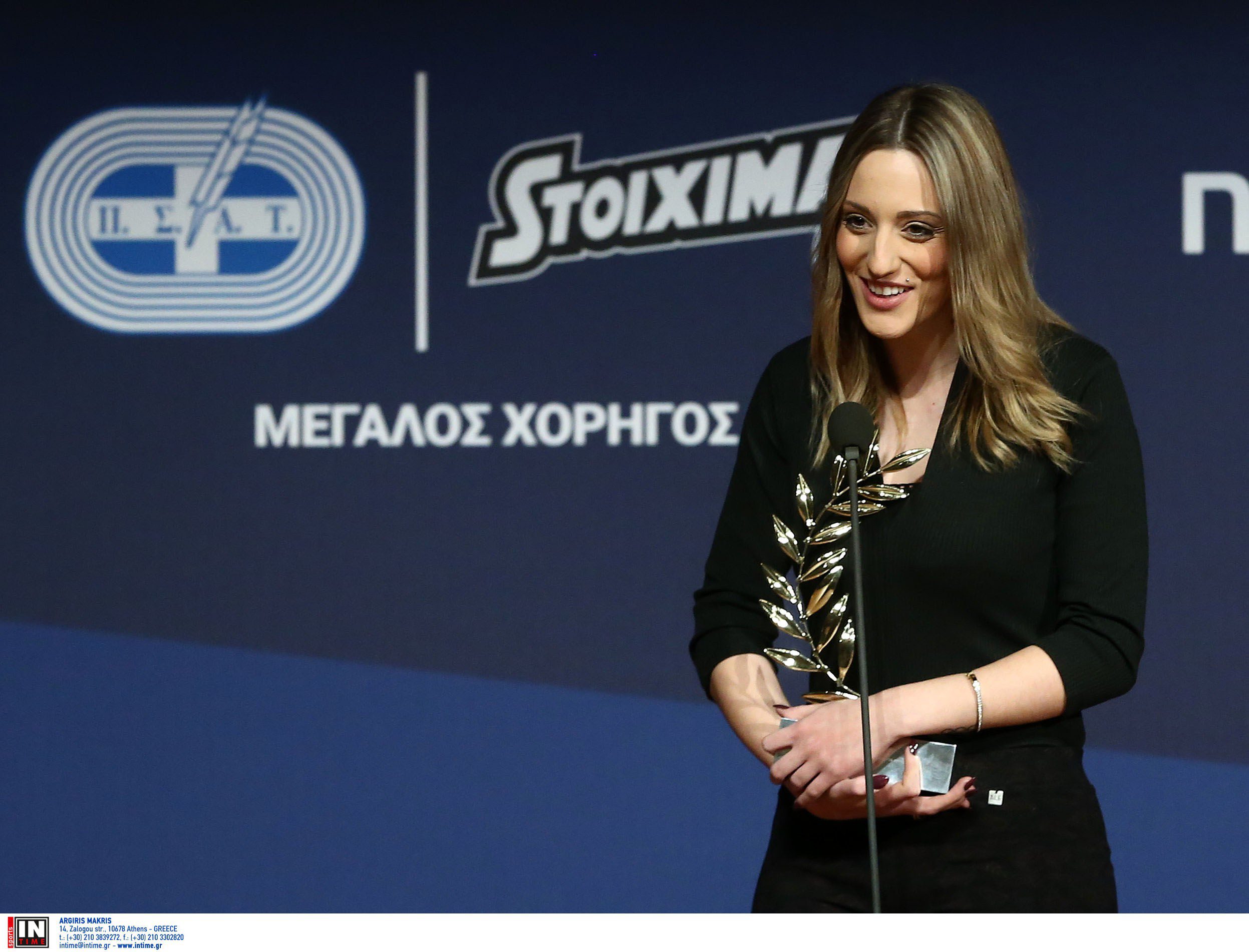 Ταξιδέυει για το Μεξικό η Άννα Κορακάκη