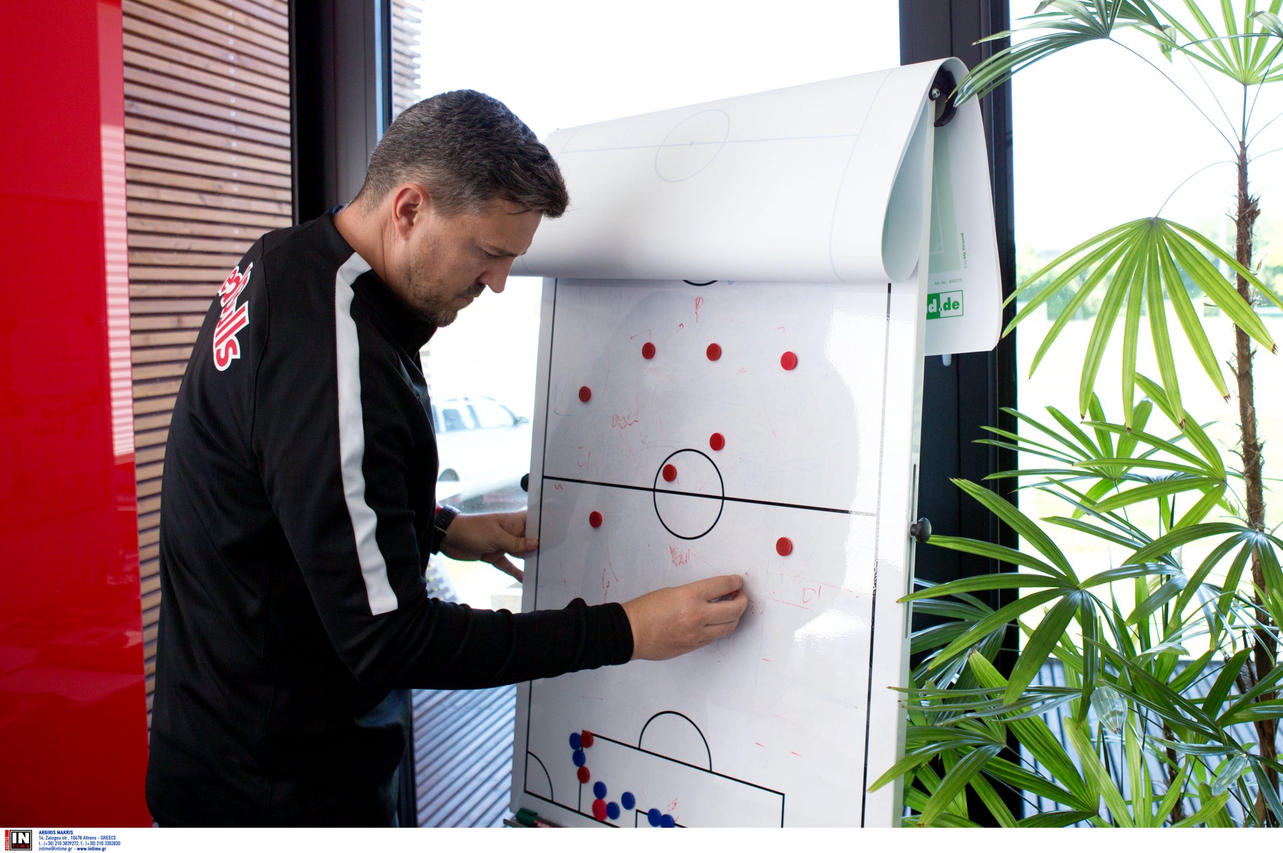 Ψυχολογικές ντόπες απο Όσκαρ Γκαρθία στους παίχτες του για το ντέρμπι της Κυριακής!