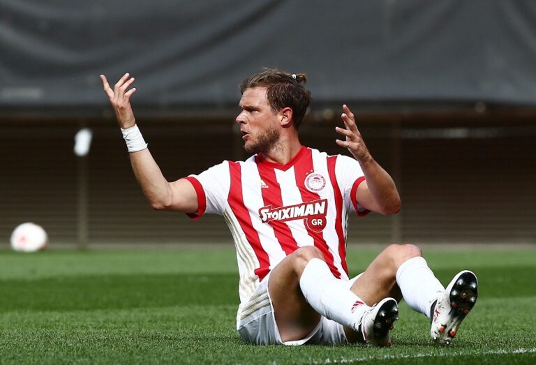 Στην έξοδο ο Ζιλέ