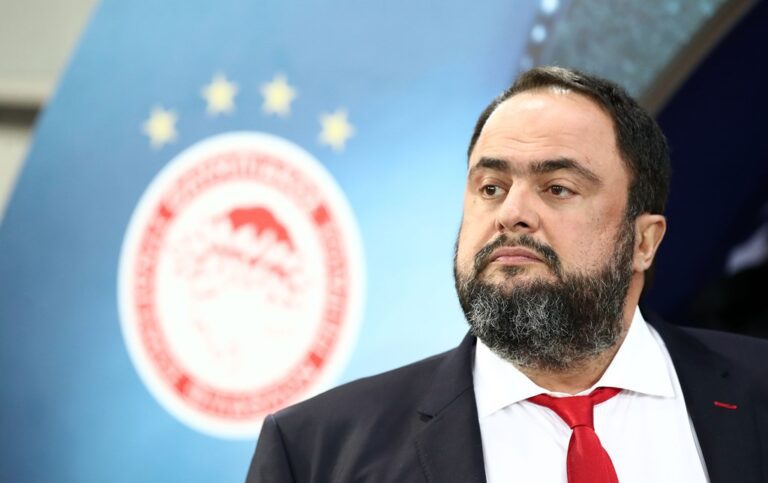 Ευχές στον Βαγγέλη Μαρινάκη