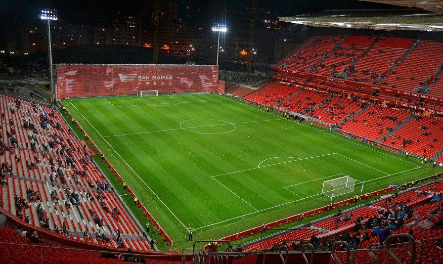 Σοβαρά επεισόδια στο «Σαν Μαμές» – Τραυματισμός στο λαιμό από μαχαίρωμα