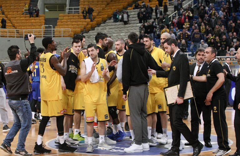 Χαμός για ένα «μαγικό χαρτάκι» στην ΑΕΚ