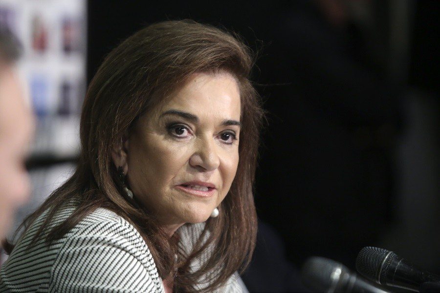 Ντόρα Μπακογιάννη: Ανησυχία για ενδεχόμενο ατύχημα στο Αιγαίο