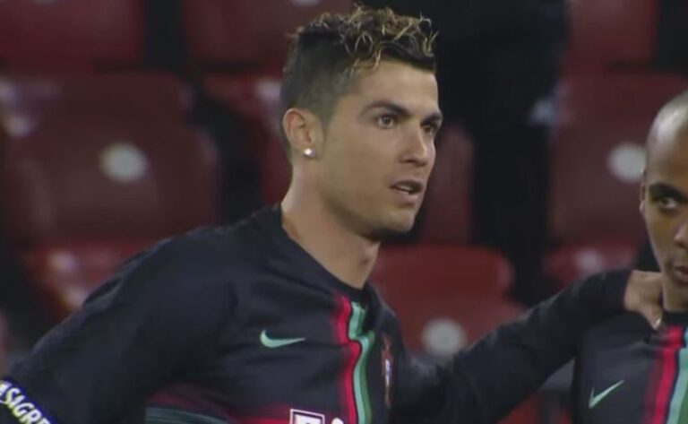 Ο Κριστιάνο Ρονάλντο τα έχει 900