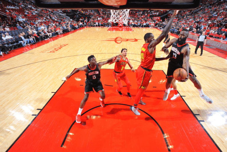 Εύκολα οι Ρόκετς – Άσχημη ήττα για τους  Γουόριορς