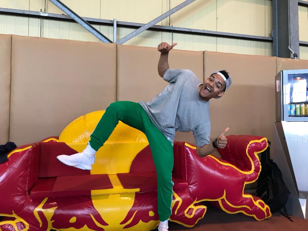 Ο Καραλής ξορκίζει την αναποδιά με χαμόγελο