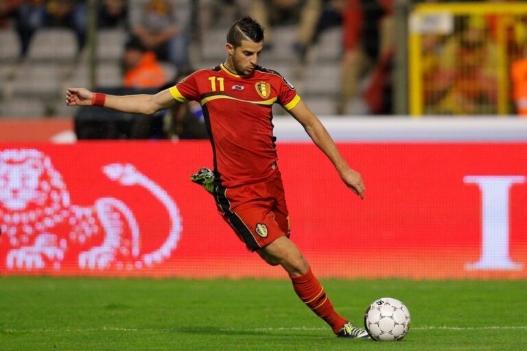 Αλλαγή ο Μιραλάς