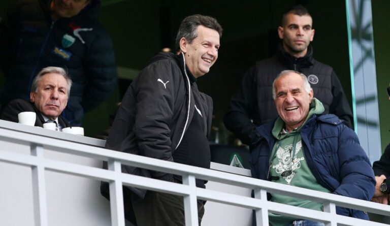 Τακτική ή… κουτουρού;