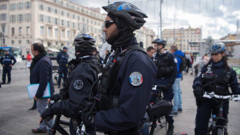 Γαλλία: Συνελήφθη ο άνδρας που προσπάθησε να χτυπήσει τους στρατιωτικούς