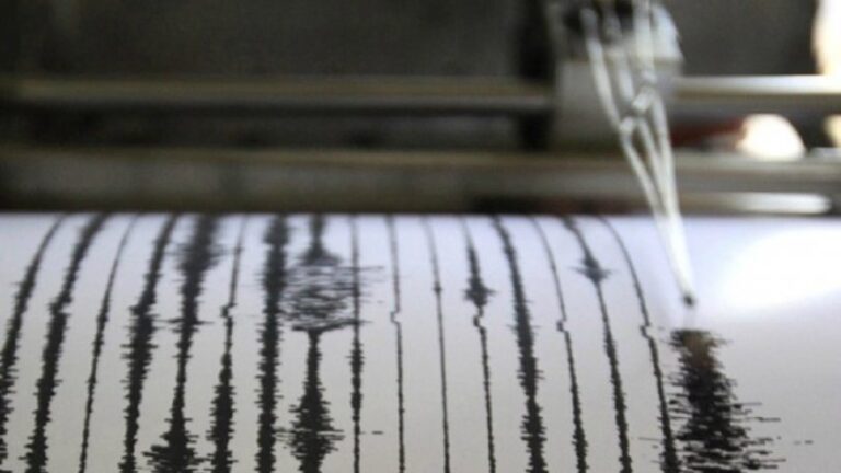 Σεισμός στην Κρήτη (pic)