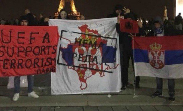 Σέρβοι εθνικιστές διέκοψαν ποδοσφαιρικό αγώνα του Κοσόβου (vid)
