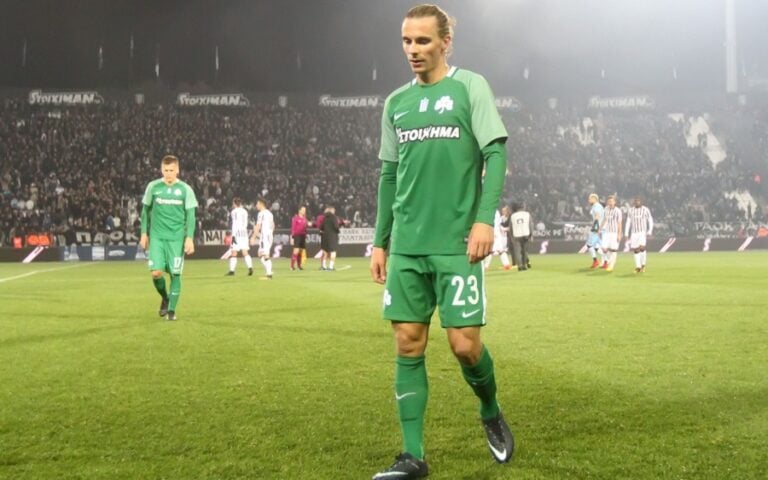 Συμφωνία με τον Χουλτ