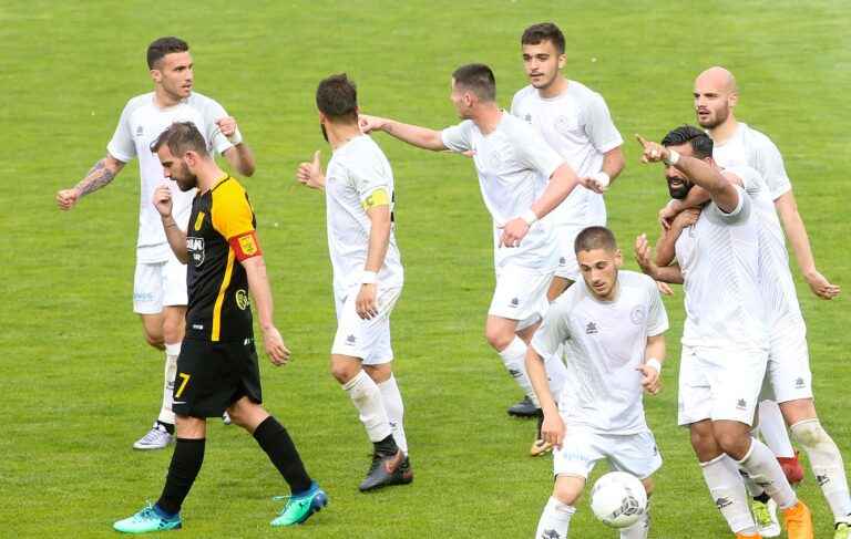 «Παραμένουμε απλήρωτοι, μην παίζετε με τον ιδρώτα μας»