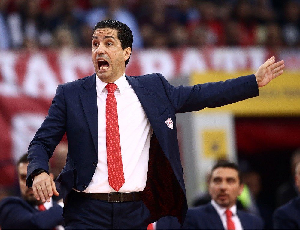 Σφαιρόπουλος: «Αλλοι στέλνουν DVD…»