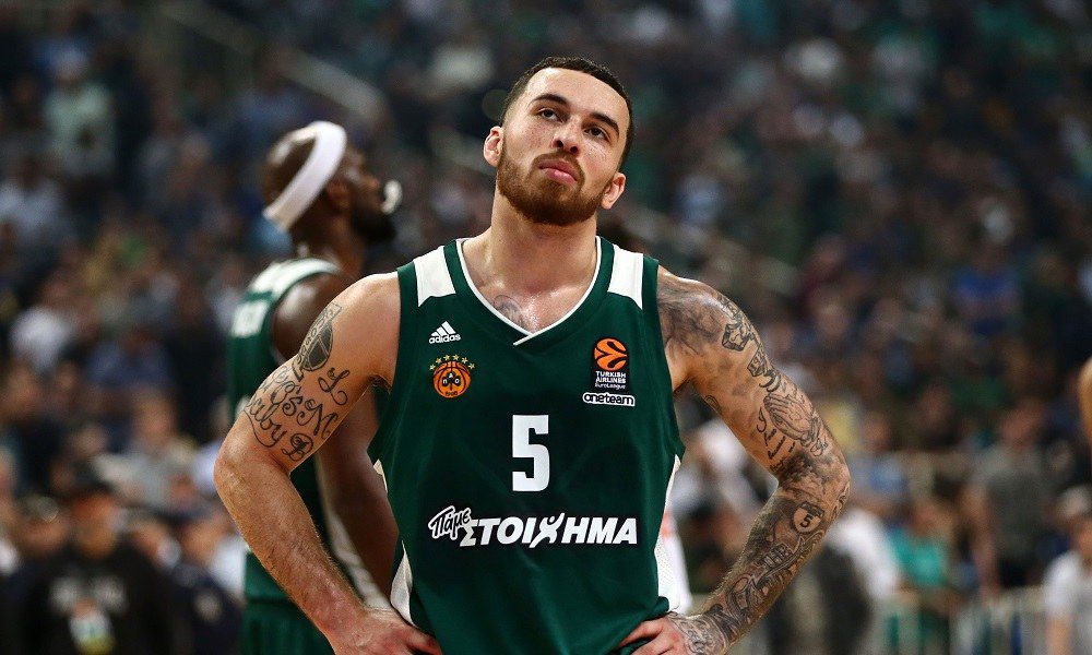 Τζέιμς: «Δεν θα ζήσουμε με αυτό» (pic)