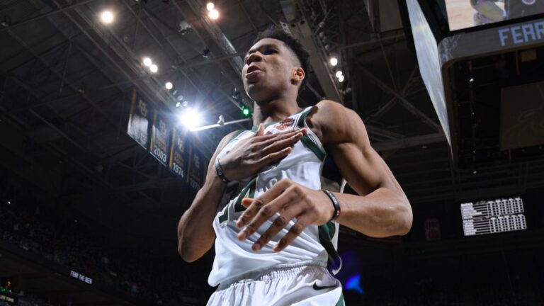 Ο Γιάννης έφαγε… πόρτα! (pics)