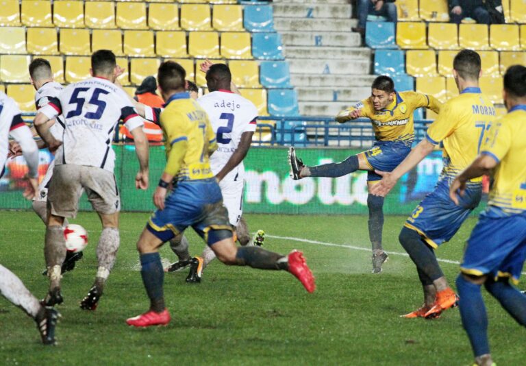 «Ψάχνεται» η Κέρκυρα να ρίξει τον Παναιτωλικό λόγω Γούλιαν!