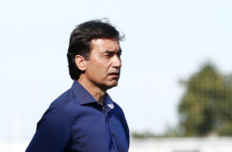 «Δυσκολευόμαστε να πείσουμε τους παίκτες ακόμη και για προπόνηση!»