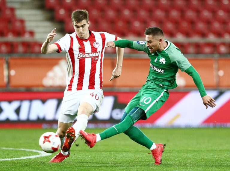 Τέσσερις μνηστήρες για Ένγκελς