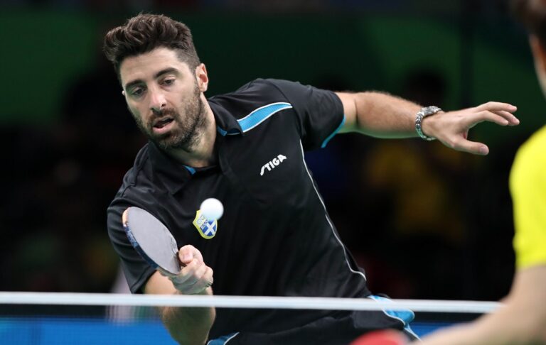 Έκλεψαν υλικό 3.000 ευρώ από αθλητές του πινγκ πονγκ! (pic)