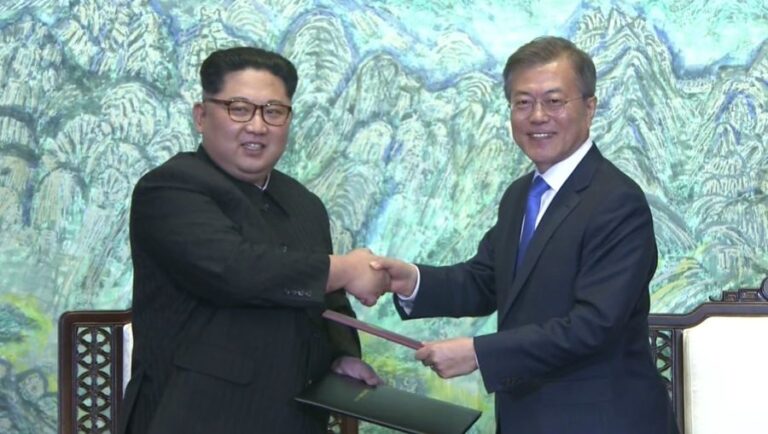 Βόρεια και Νότια Κορέα υπέγραψαν συνθήκη ειρήνης