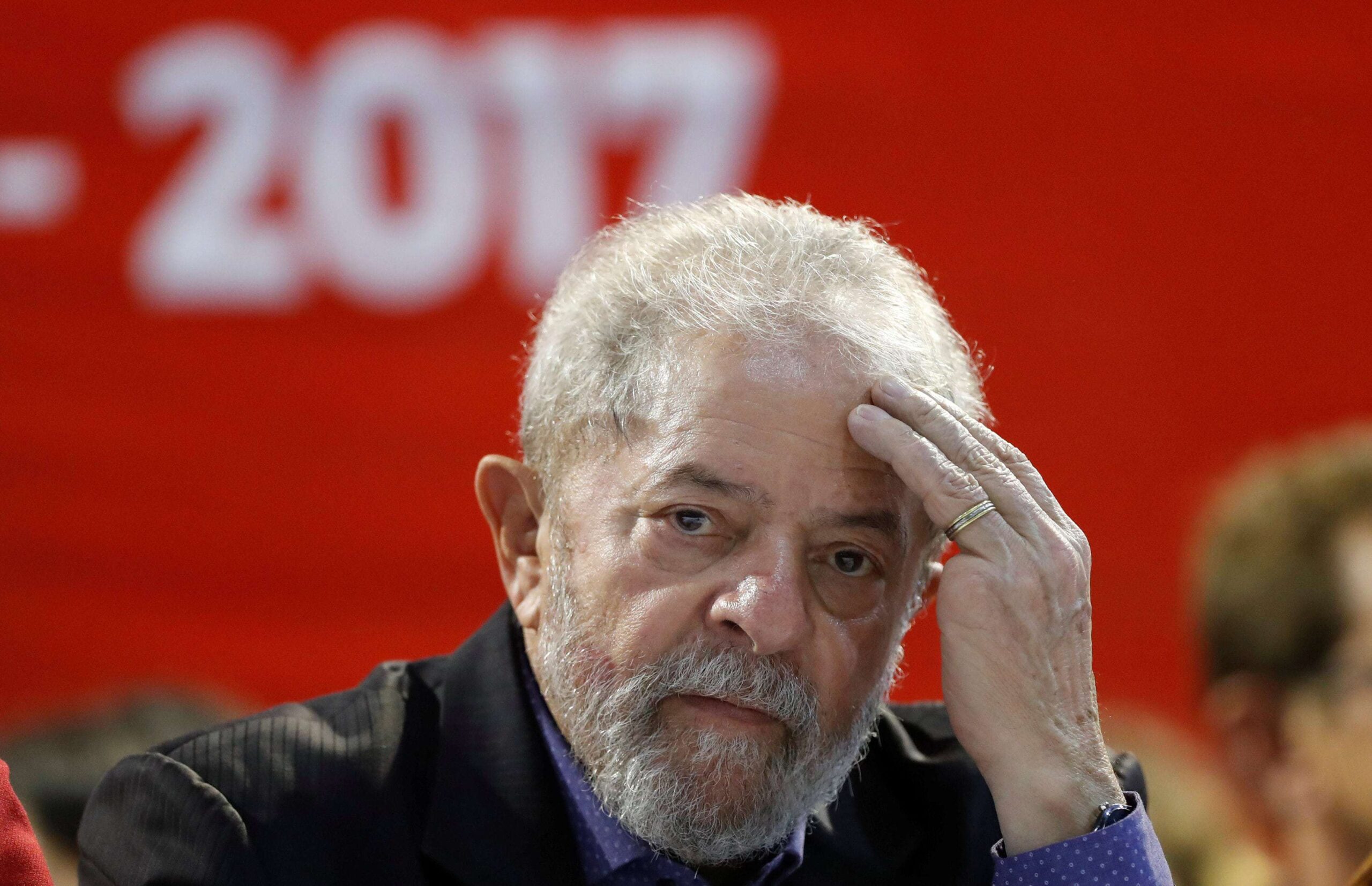 Βραζιλία:Φαβορί ο Λούλα ντα Σίλβα για τις εκλογές ακόμα και μέσα από τη φυλακή