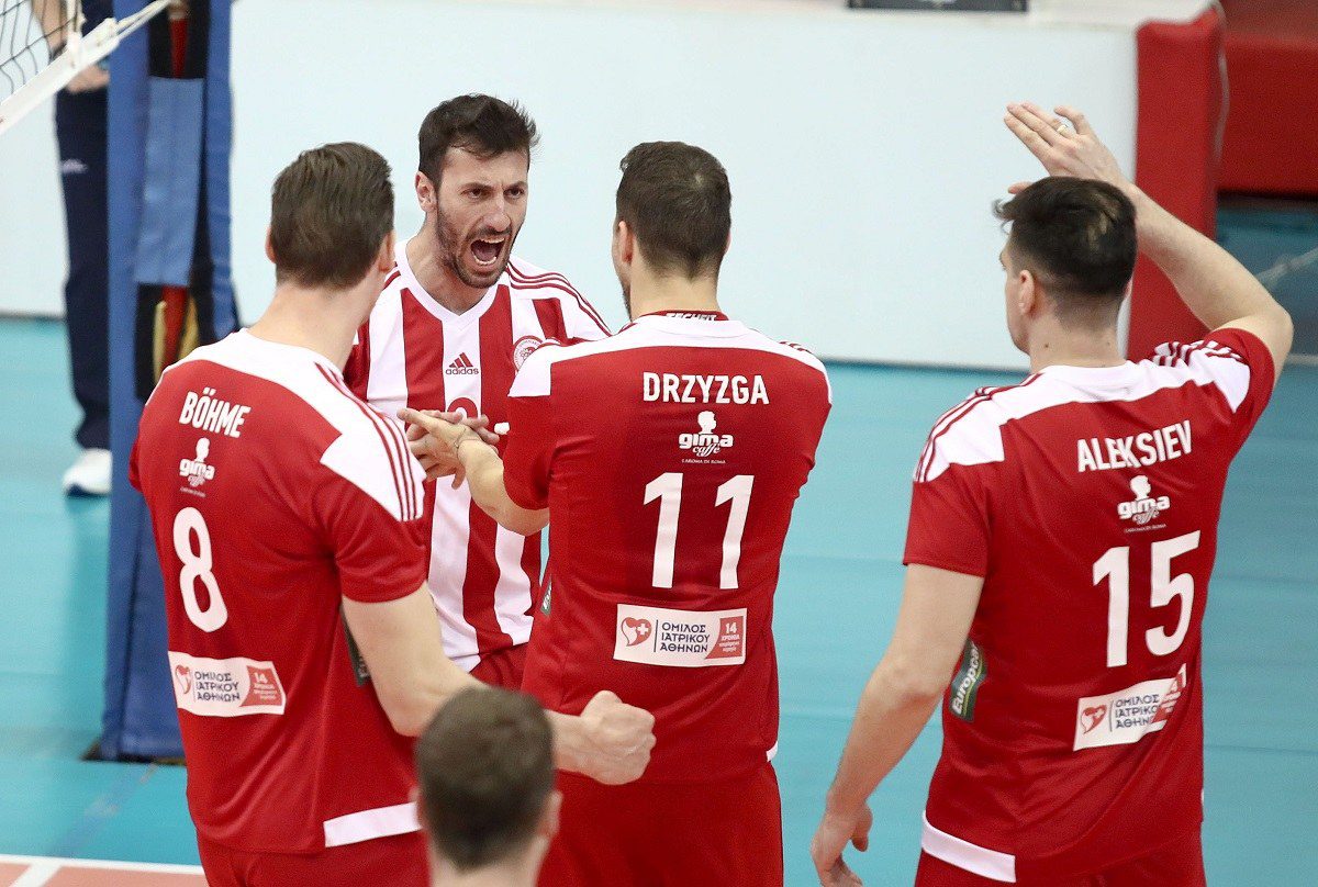 Άνετα στα ημιτελικά ο Ολυμπιακός