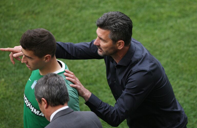 Αποχαιρέτησε τους παίκτες ο Ουζουνίδης