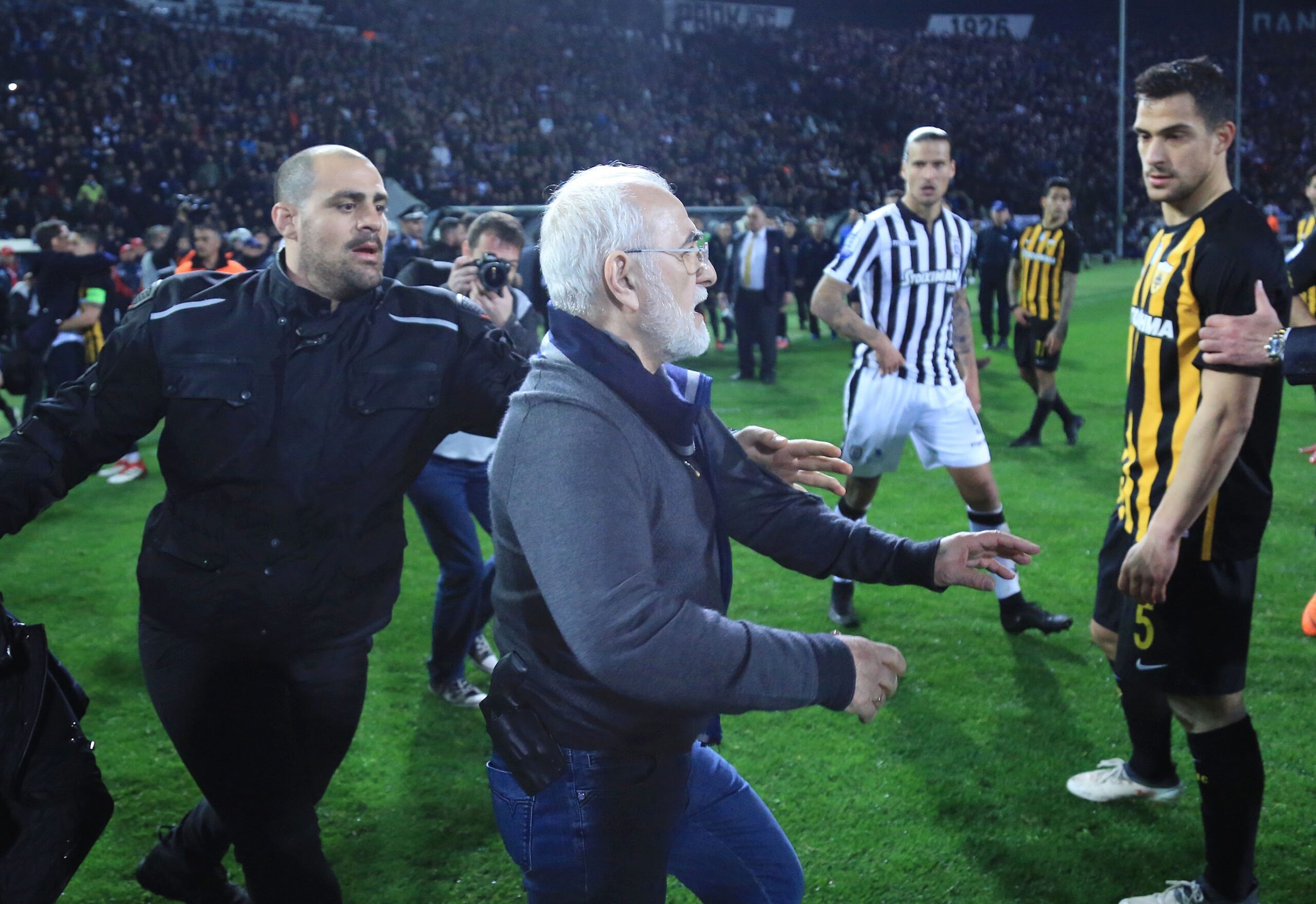 ΠΑΟΚ: «Νίκησε ο επικοινωνιακός τραμπουκισμός»