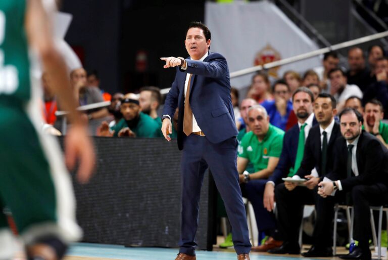 Πασκουάλ: «Θα δουλέψουμε για το τέταρτο παιχνίδι»