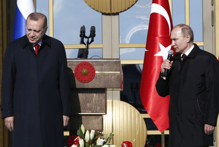 Προειδοποιήσεις Στέιτ Ντιπάρτμεντ προς την Τουρκία για την αγορά των ρωσικών S-400