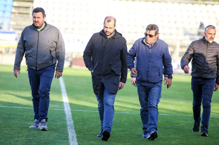 Έξαλλοι στον ΟΦΗ με την συμπεριφορά του Ροκάκη!