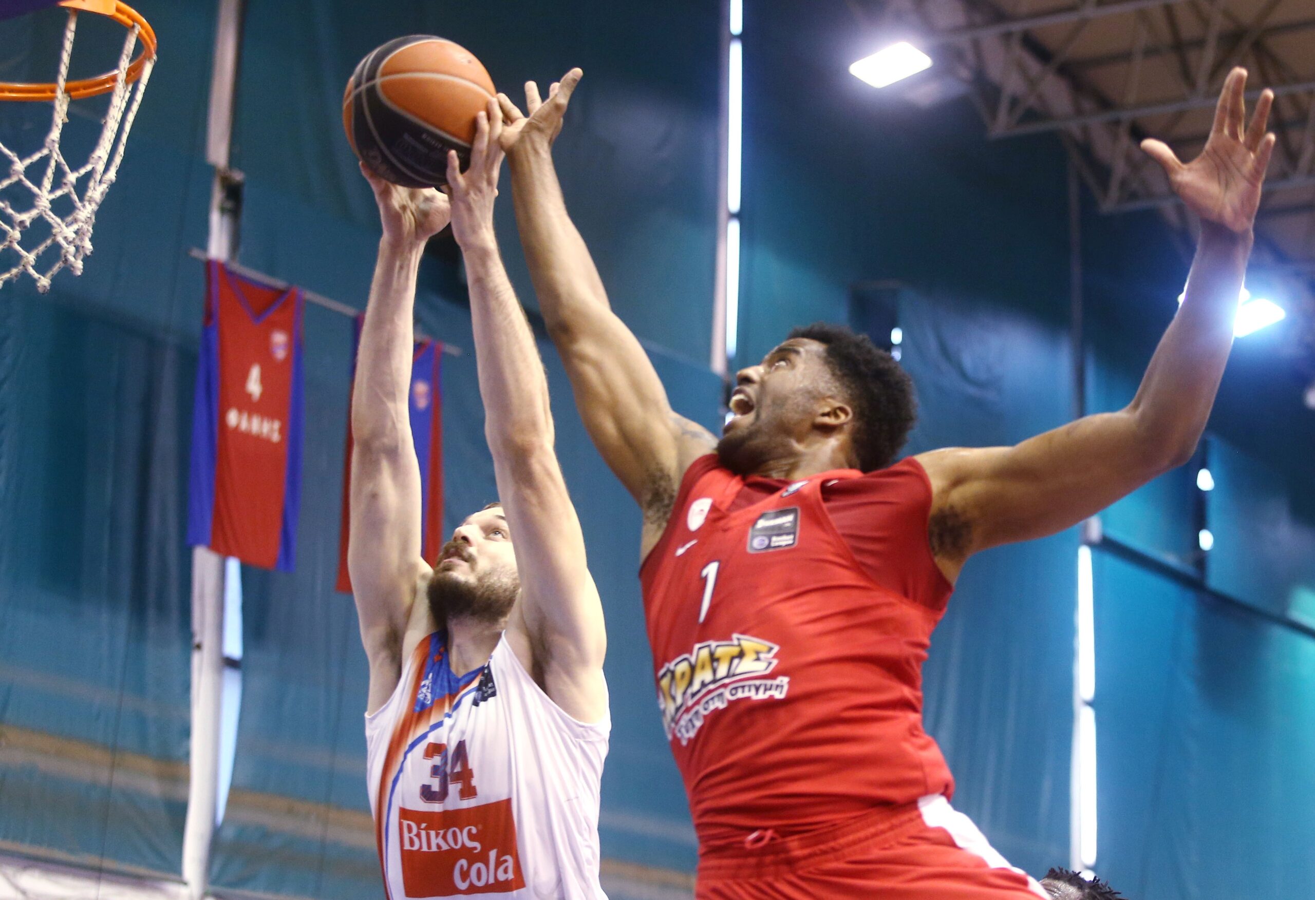 Αγχωτική νίκη στην «Πλατεία» και βλέπει Ζαλγκίρις