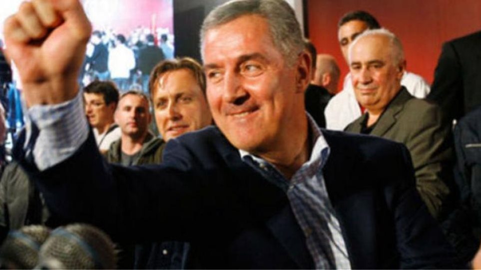 Μαυροβούνιο: Επανεξελέγη ο πρόεδρος… που έσπρωξε ο Τραμπ (vid)
