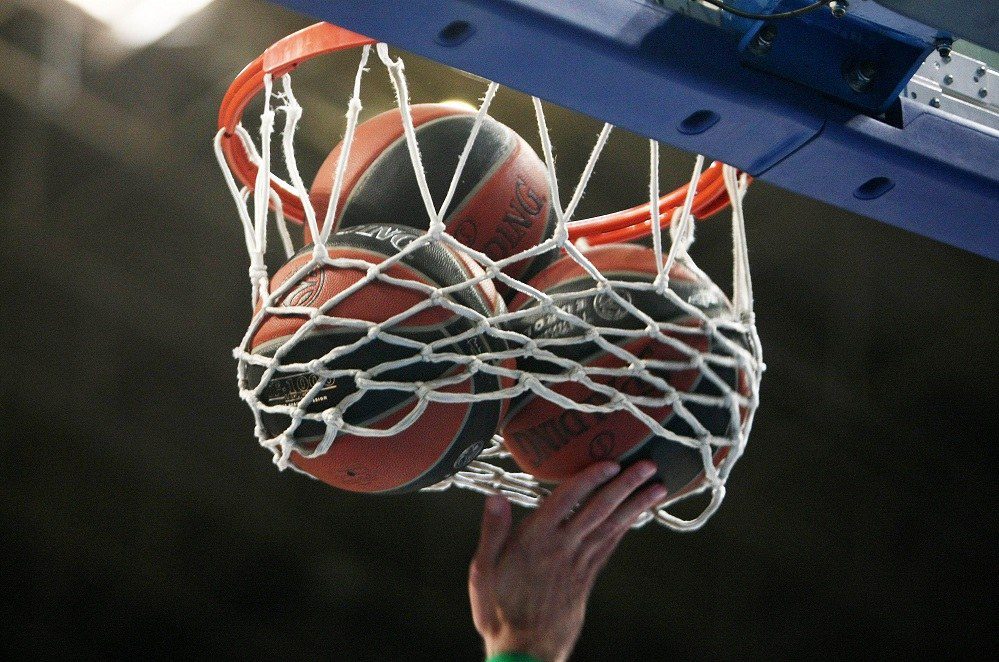 Οι καλοί, οι κακοί και η… άσχημη της Basket League (pics/vid)