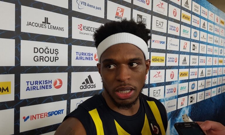 Έτοιμοι στη Φενέρ για τη μάχη με τη Ζαλγκίρις