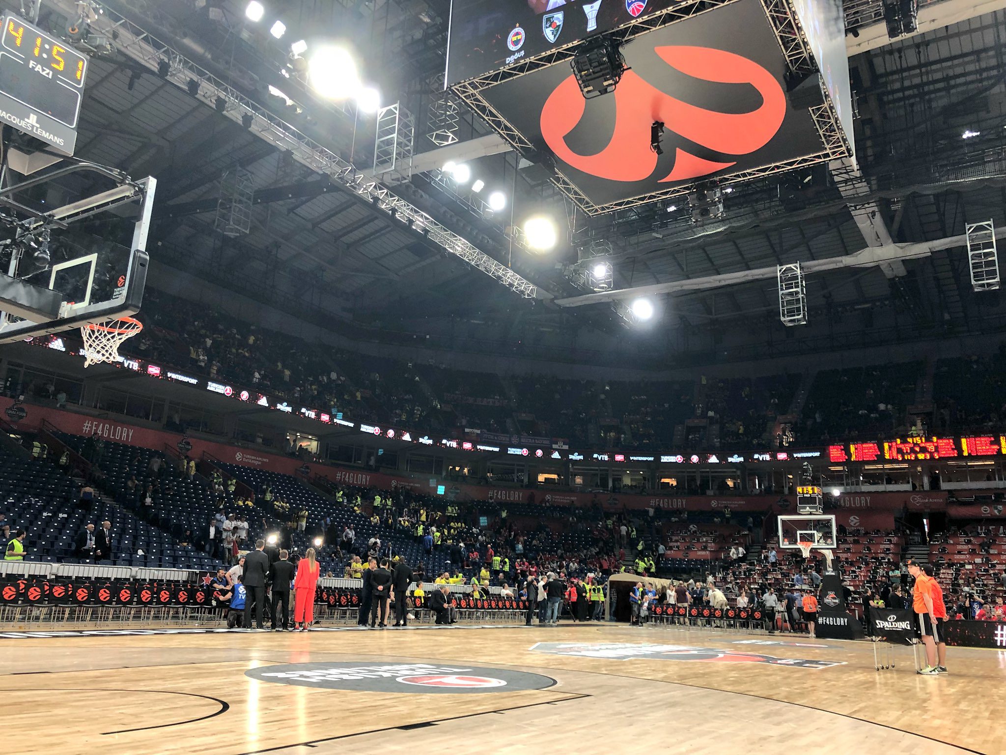 LIVE: Ρεάλ Μαδρίτης – Φενερμπαχτσέ