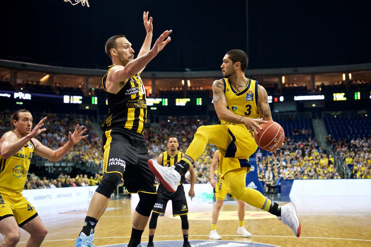 Με 100άρα το 1-0 η Άλμπα