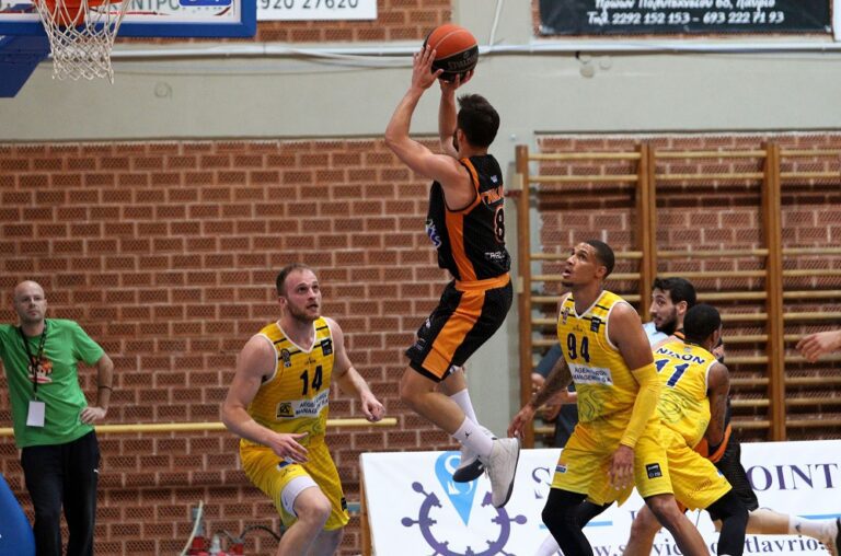 Ο Προμηθέας… καθάρισε και προκρίθηκε στα ημιτελικά