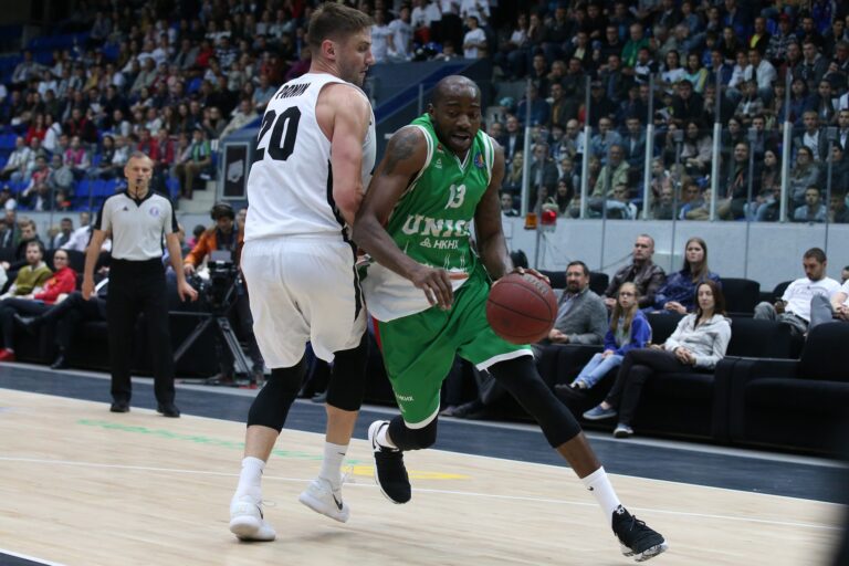 Στο Final Four της VTB η Ούνικς (vids)