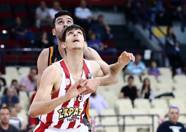 «Το αφιερώνω στην οικογένειά μου»