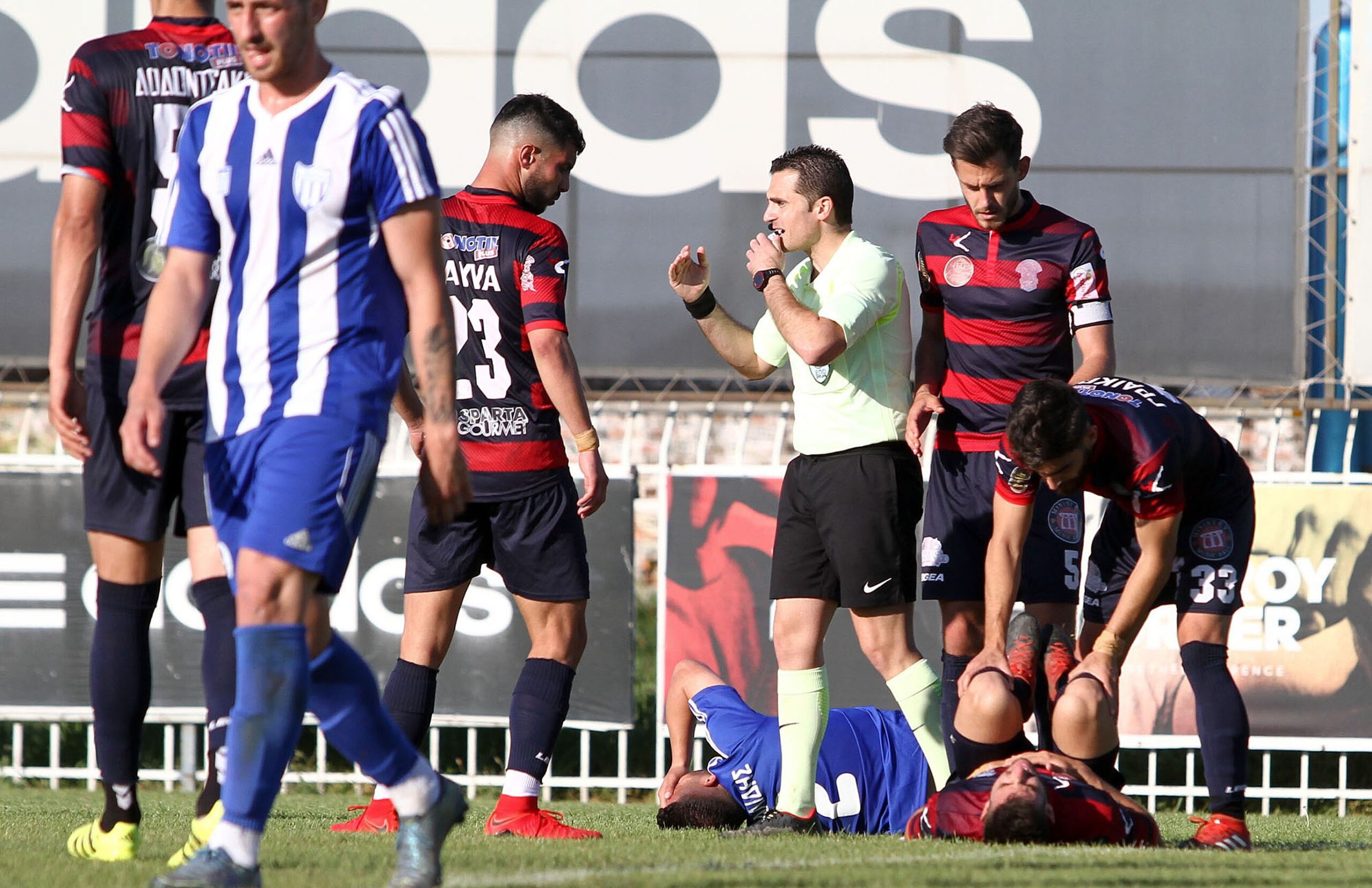 Αλλαγή δεδομένων στη Football League: Ποινή -3 σε Σπάρτη και Αναγέννηση