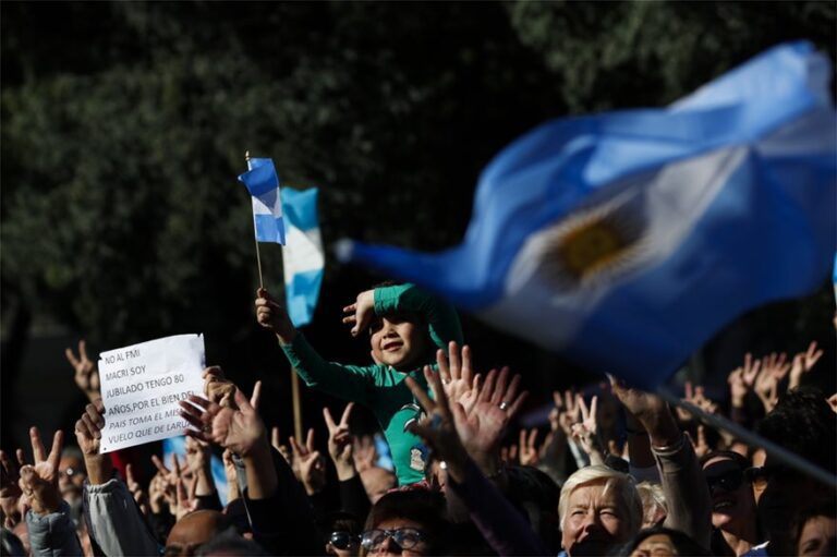 «Όχι στο ΔΝΤ»,  βροντοφώναξαν στην Αργεντινή