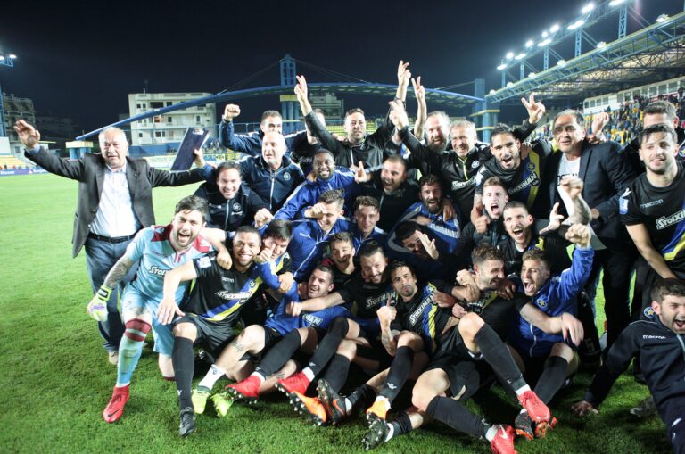 Οι πανηγυρισμοί των Αρκάδων στο Αγρίνιο (pic)