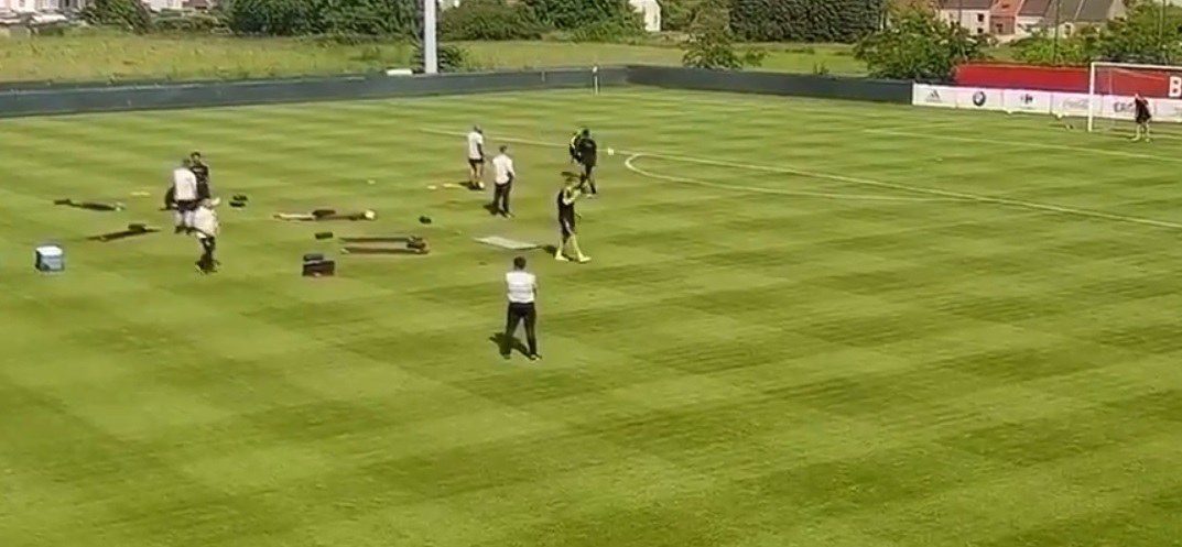 Κομπανί ή Ντε Μπρόινε; Τι να πρωτοψηφίσεις; (vid)