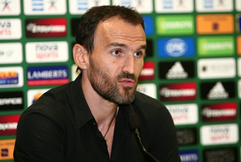 «Ο Μπεργκ νομίζει ότι είναι»;