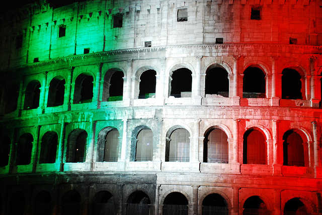 Παραμονή στο ευρώ επιθυμούν οι Ιταλοί
