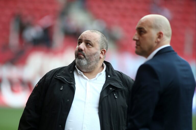 Η απορία του Καραπαπά