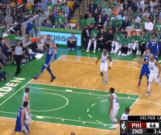 Ο Σίμονς «ψάρωσε» τον Σμαρτ και… κάρφωσε εντυπωσιακά! (vid)